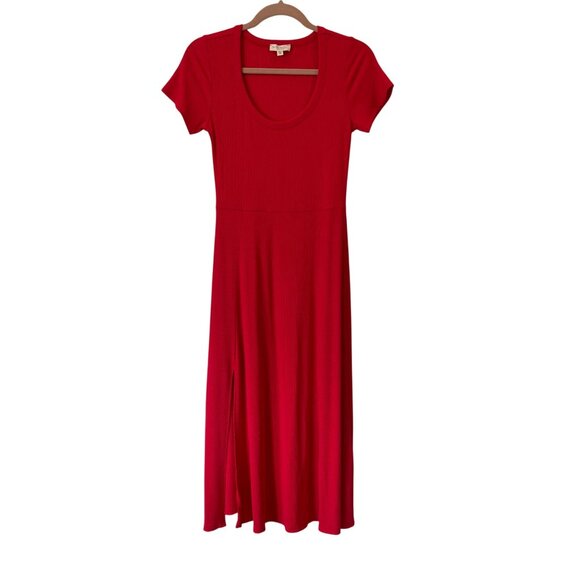 See You Monday Red Short Sleeve Maxi Dress With Side Slit Size M - Picture 1 of 10